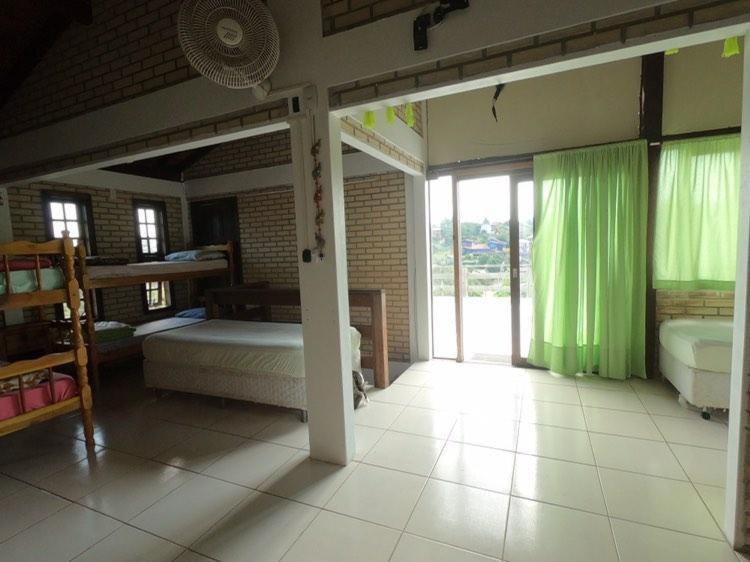 Paraiso Hostel Praia Do Rosa 旅馆 *